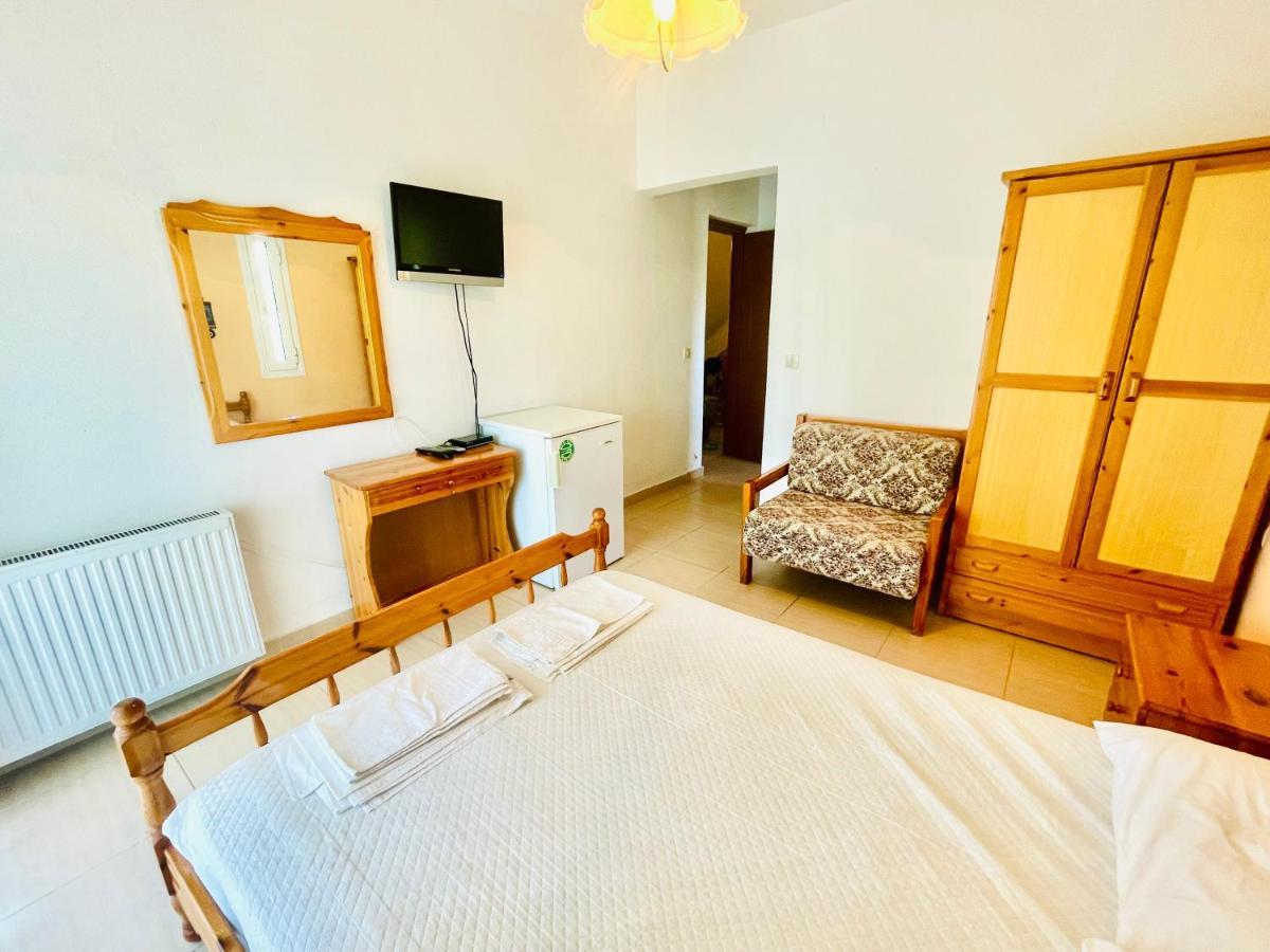 Achinora Potos Hotel Kültér fotó