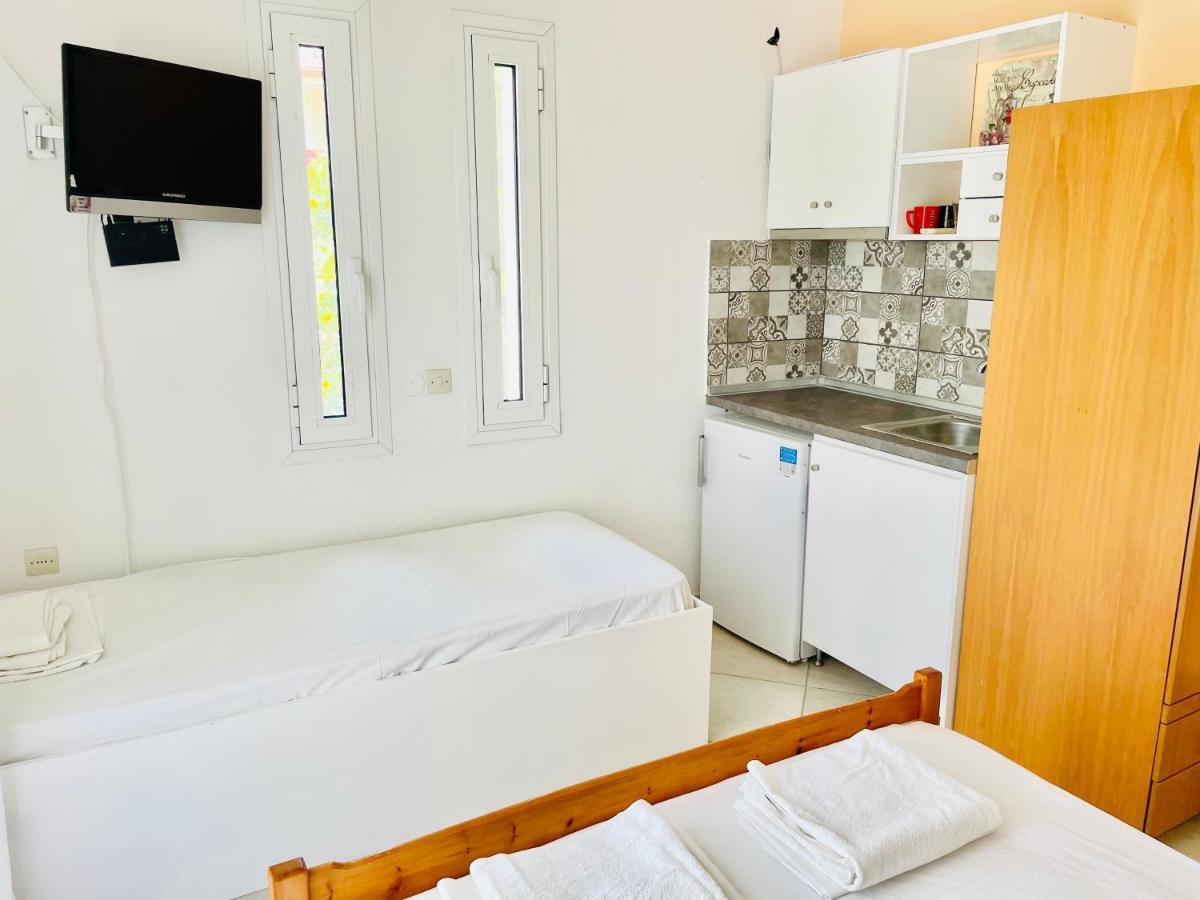 Achinora Potos Hotel Kültér fotó